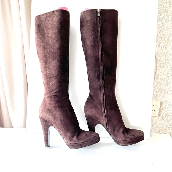 Prada brown suede platform boots - Picture 3 of 15